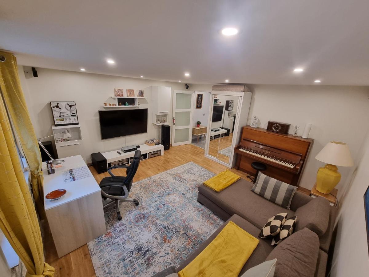 Flora Superior Apartment Cabris